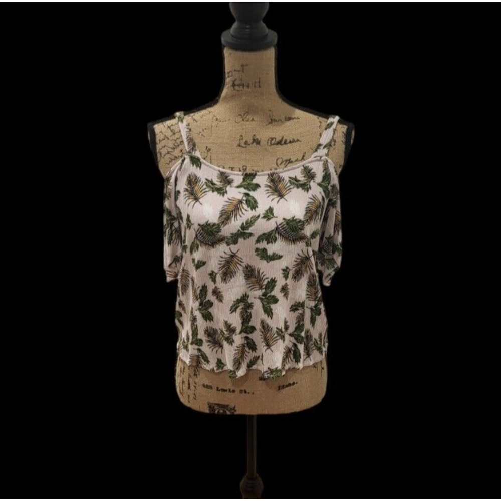 Elodie soft pink tropical print cold shoulder top, size small